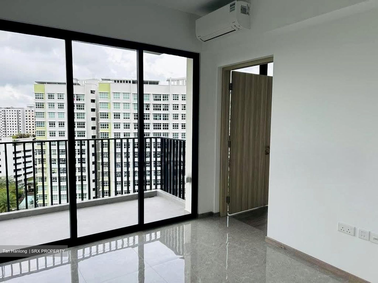 Sengkang Grand Residences (D19), Apartment #562175291